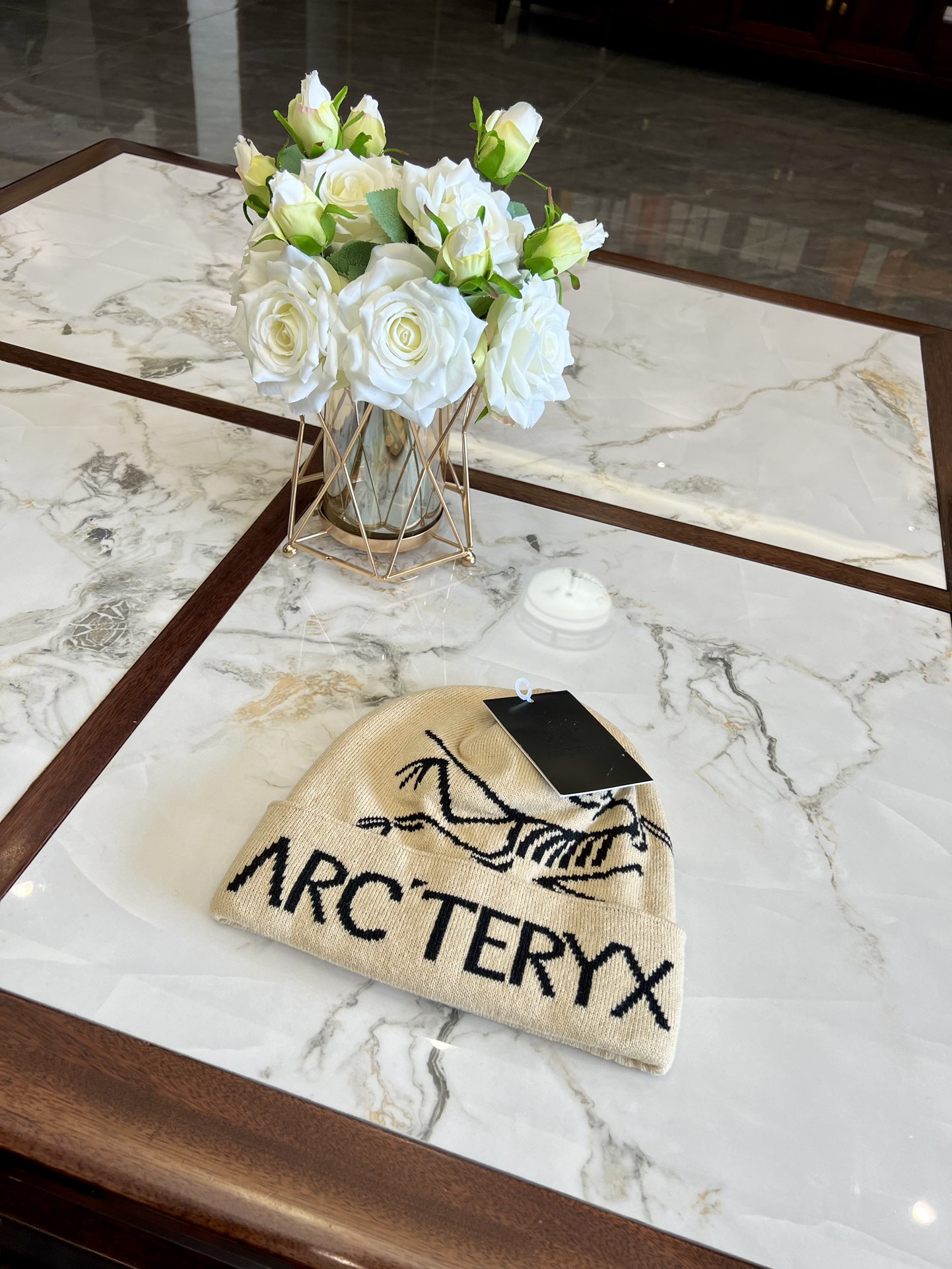 ARC'TERYX hat model 18